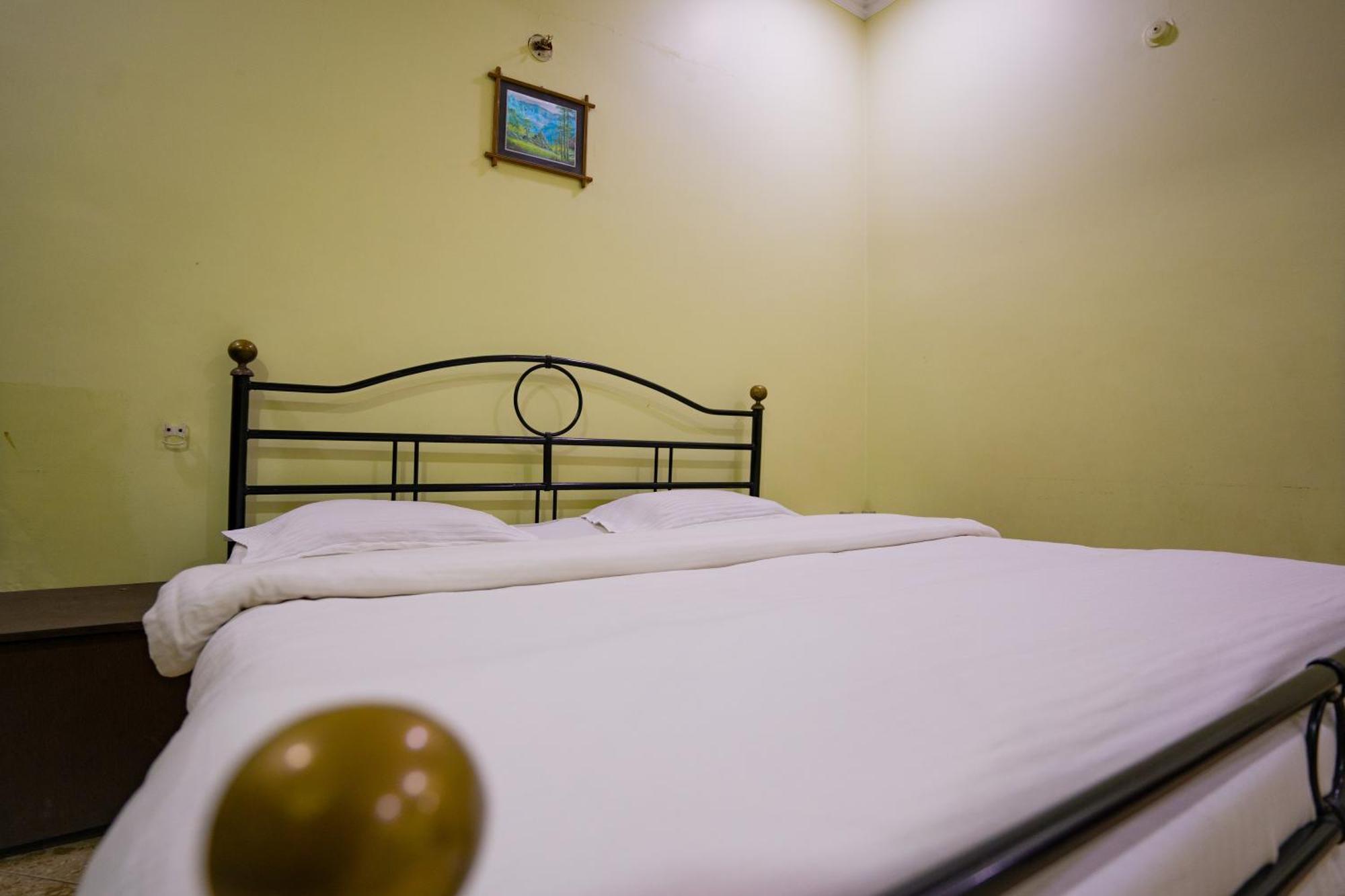 Hotel Girdhar Mahal 印多尔 外观 照片